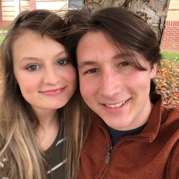 Meet your Posher, Bethany rose - Picture 1 of 1